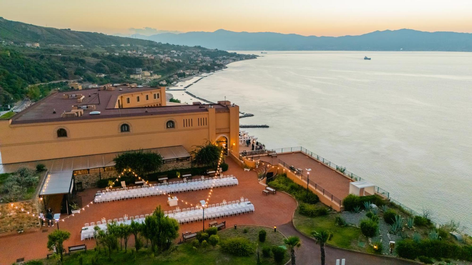 Altafiumara Resort & Spa Villa San Giovanni Esterno foto