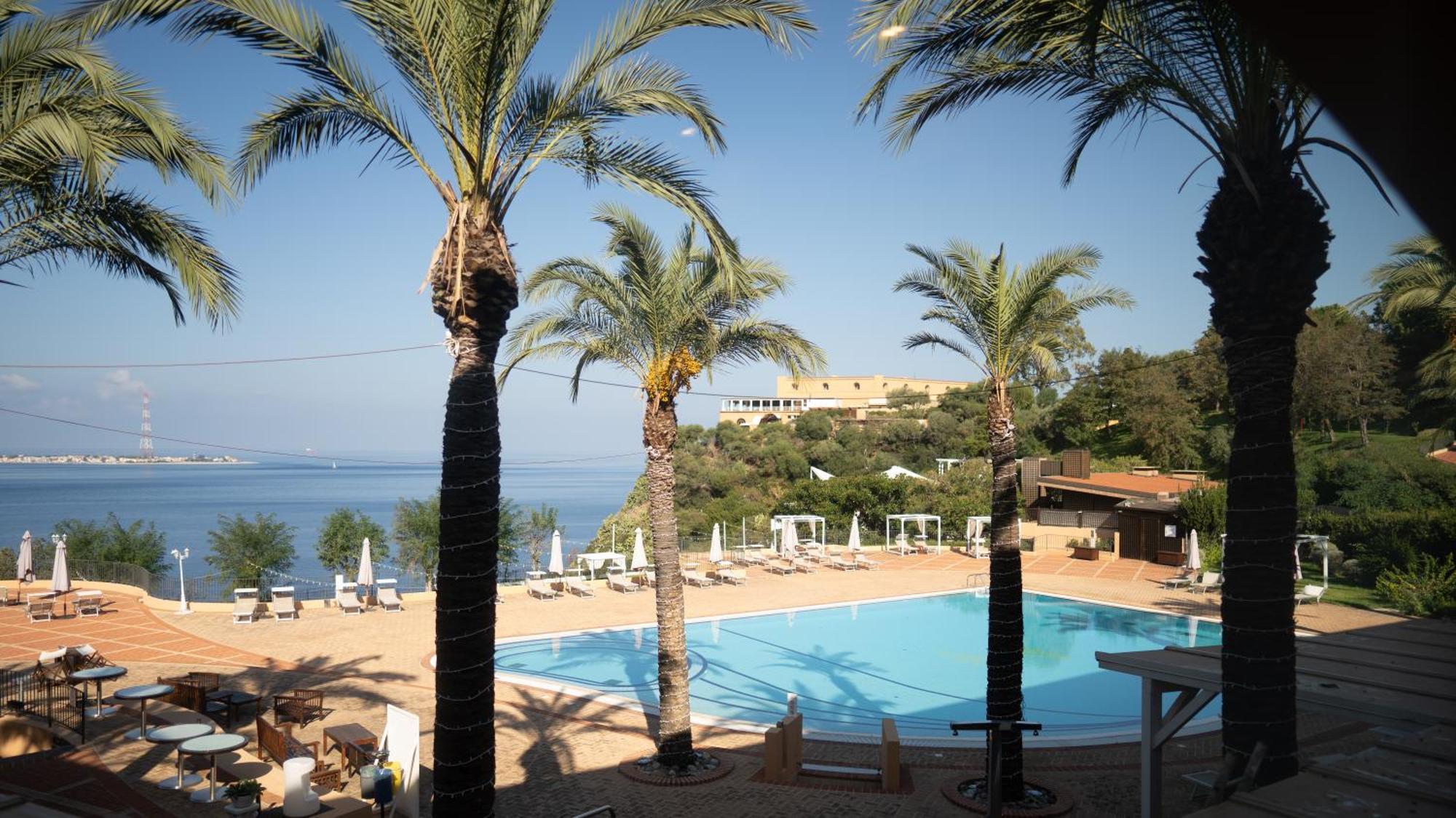 Altafiumara Resort & Spa Villa San Giovanni Esterno foto
